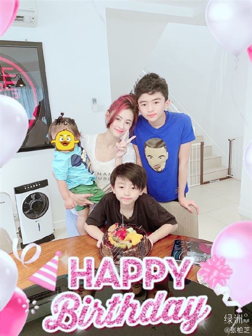 張柏芝小兒子正臉曝光! “生父傳聞”不攻自破