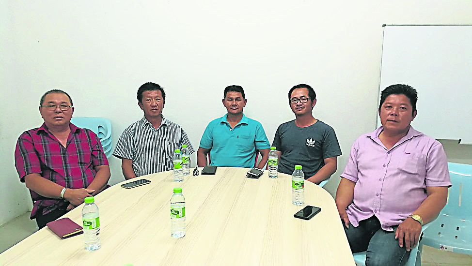 傅汉平翻船变英雄