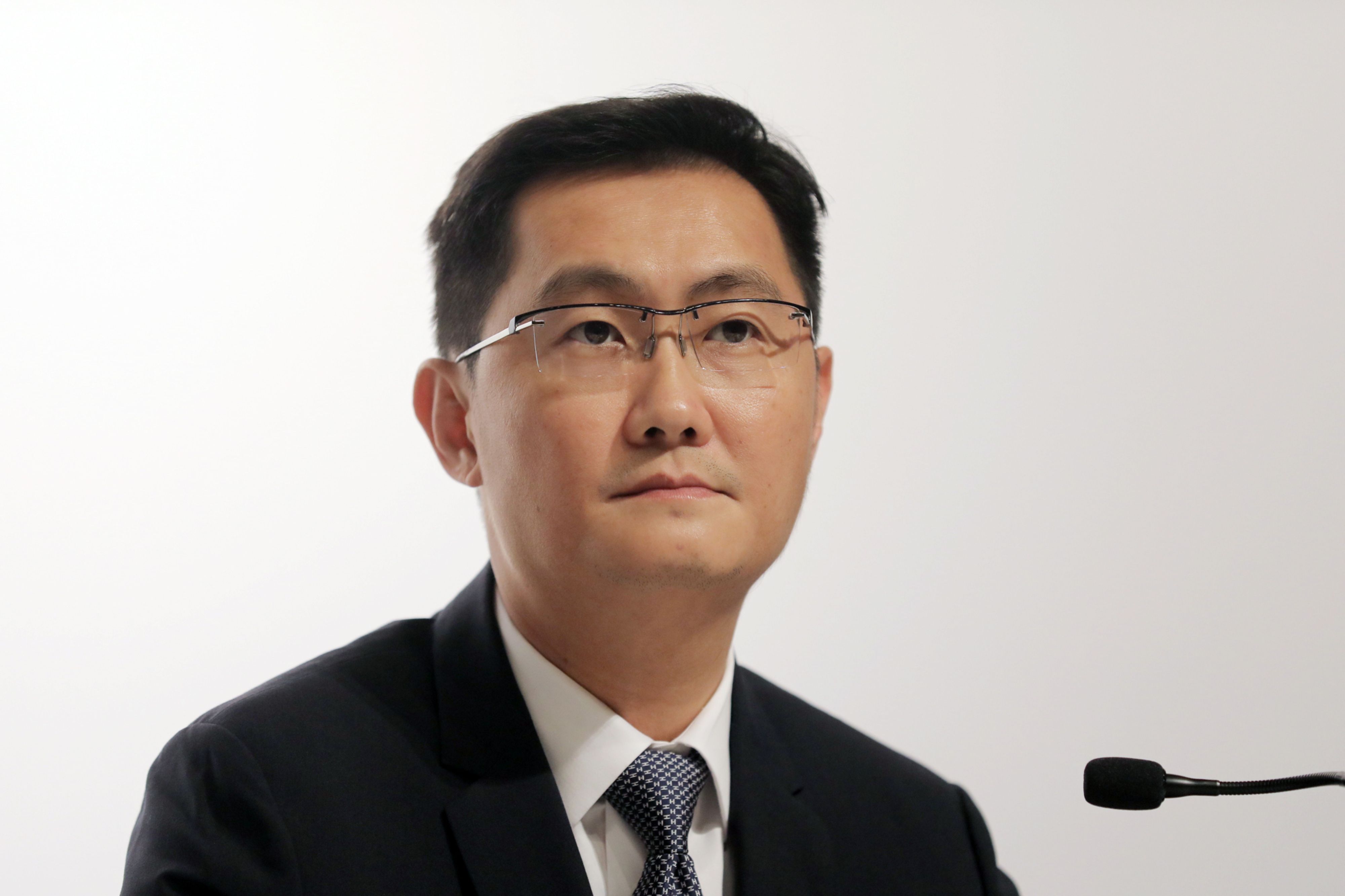 没人关心经济了? 马化腾朋友圈转文引热议