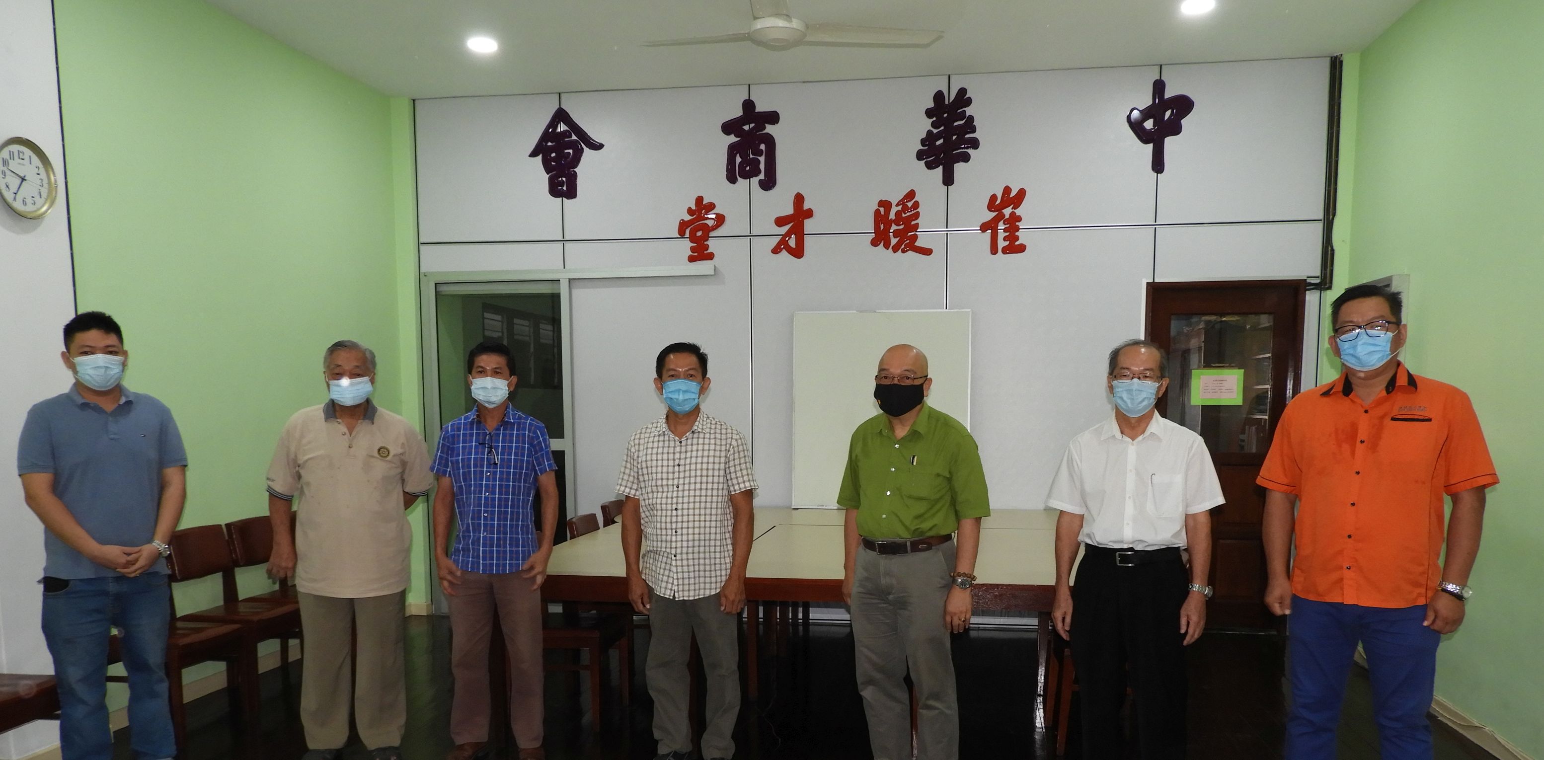 文冬中华商会会庆 交新届理事会决定