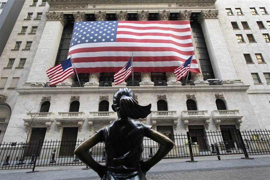 美银:通胀料引发衰退 标普500今年恐跌11%