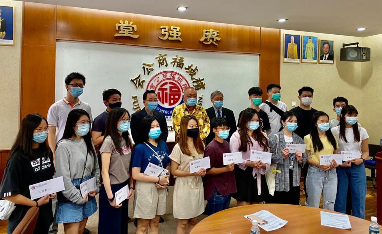 陈坤海吁政府 鼓励青商积极转型