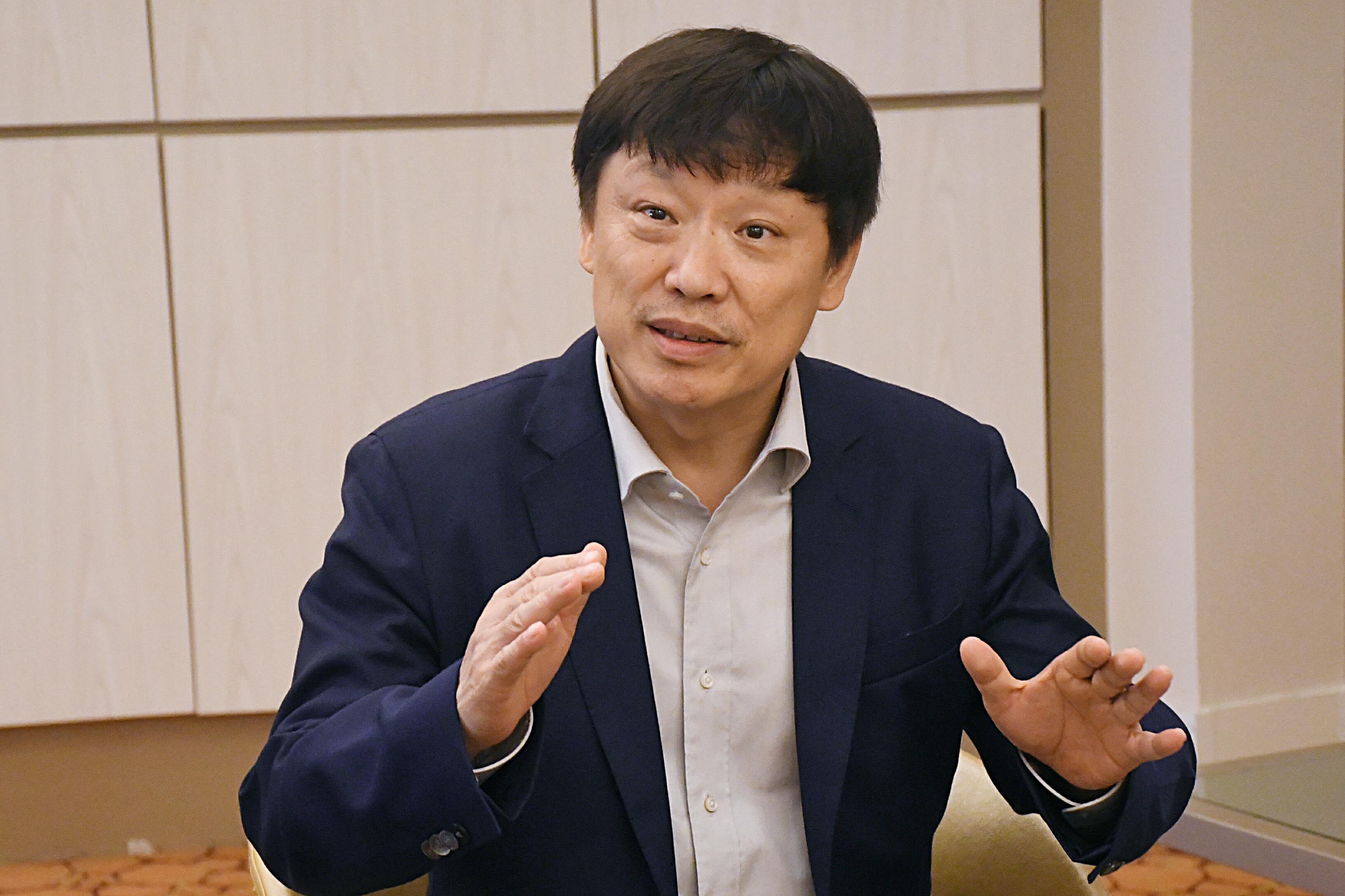 胡锡进高调炒股失利 承认亏损遭网友群嘲