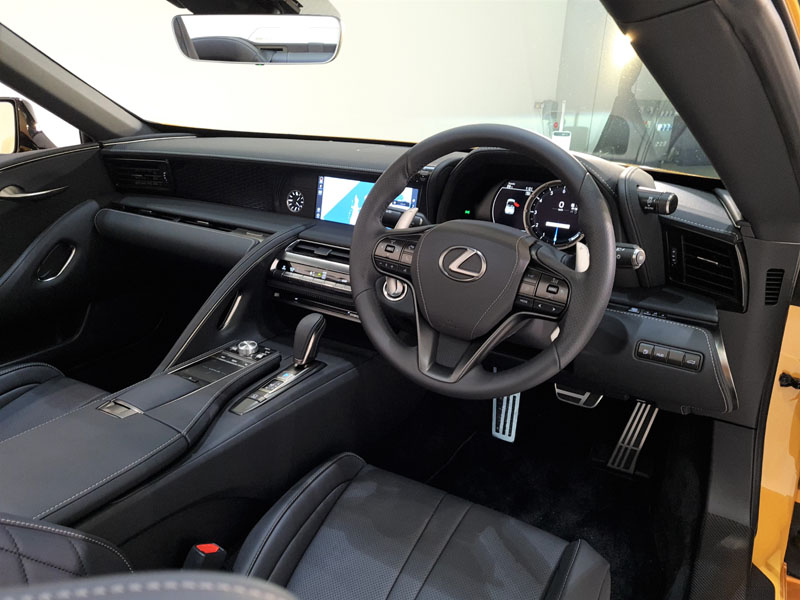 凌志敞篷跑车LC 500 Convertible 自由奔驰