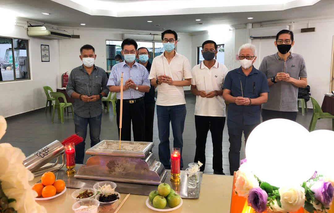 老戰友紛吊唁張木欽