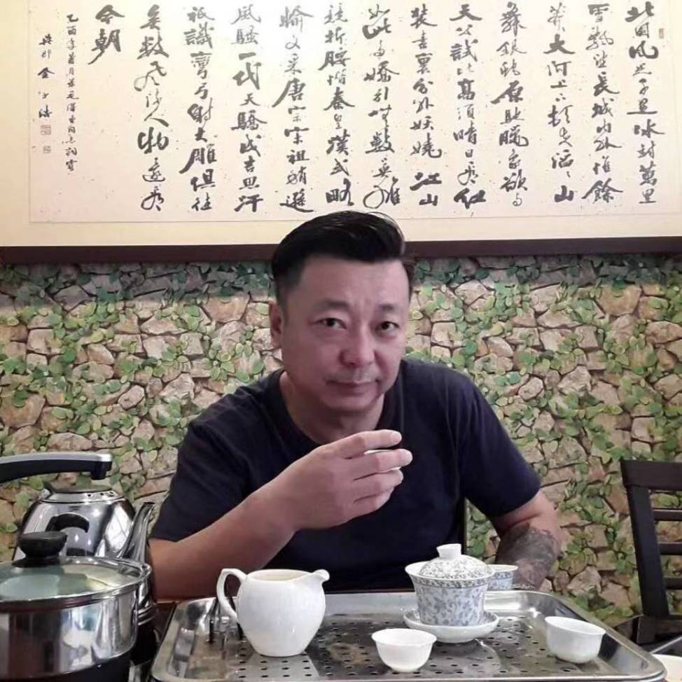 【商之家】南來二十餘載 書畫家從商越來越“火”