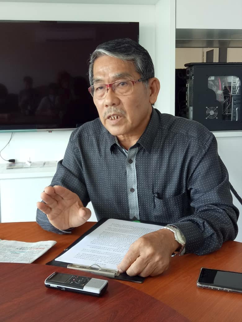 李坚城盼县议员任期延长一年