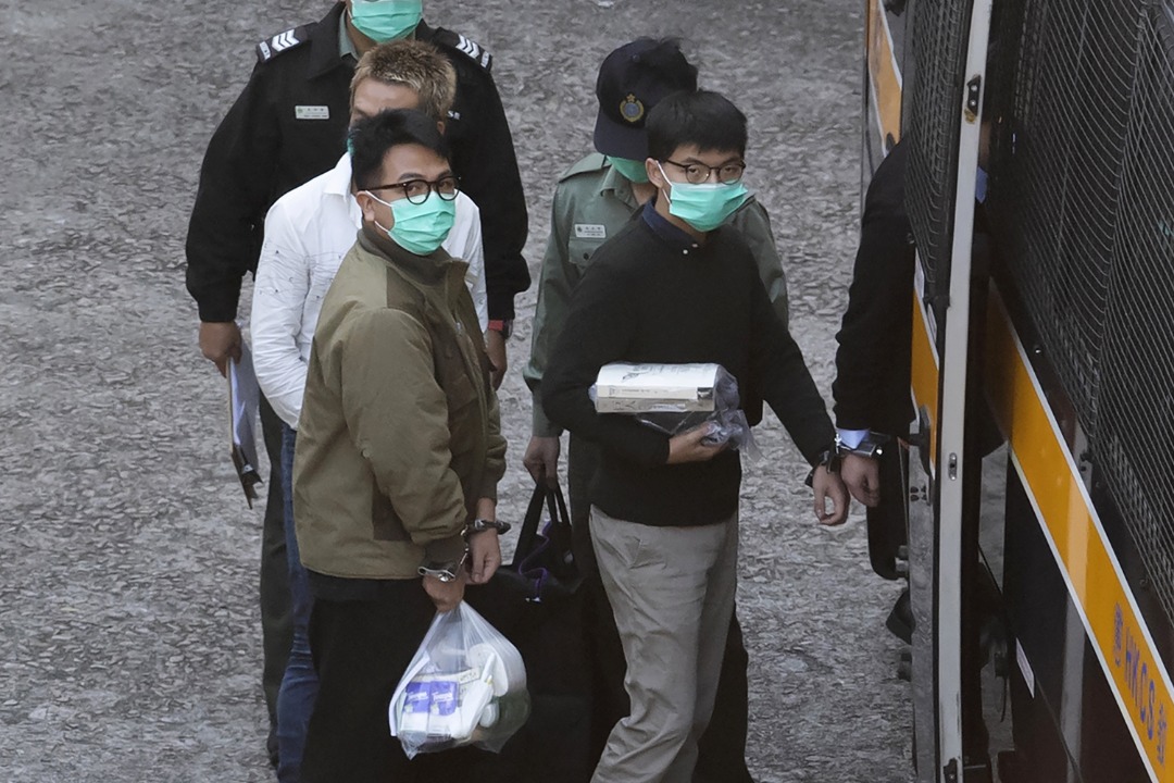 反修例包圍警總案 黃之鋒監13.5月 周庭囚10月
