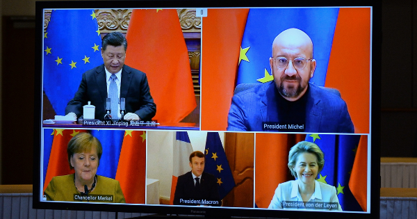 习近平:构建开放型世界经济 中欧7年谈判峰回路转