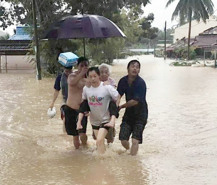 水灾遇无地契芭期限到 双溪吉流榴梿农陷两难
