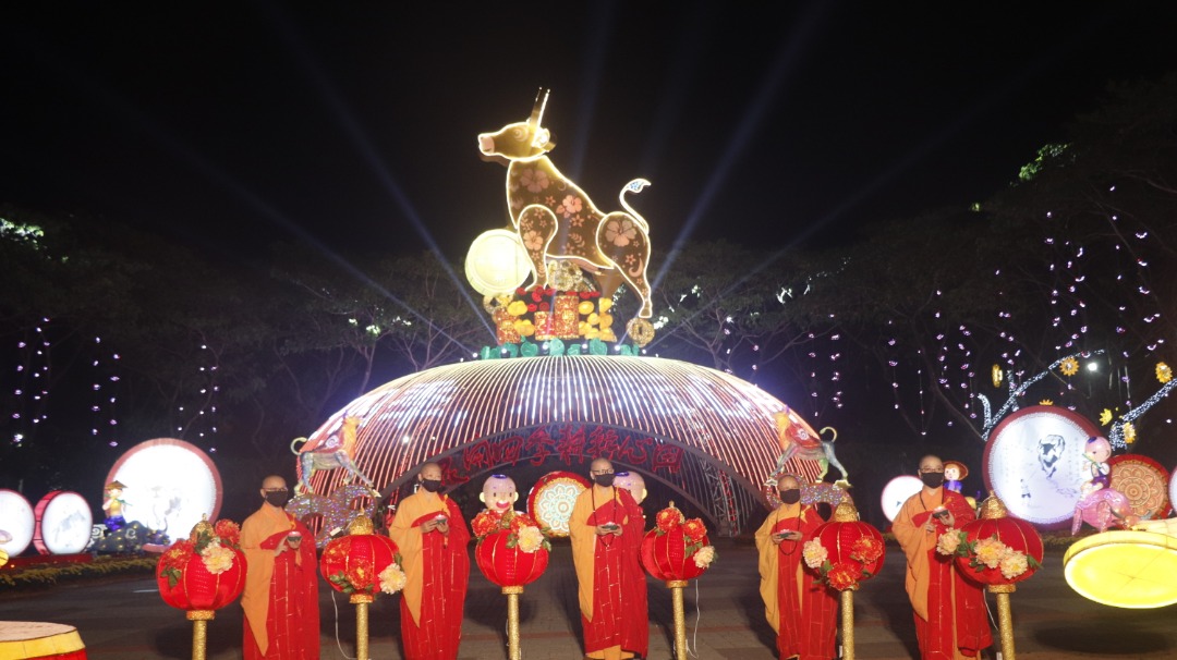东禅寺灯会线上开幕  面簿直播3万人观看