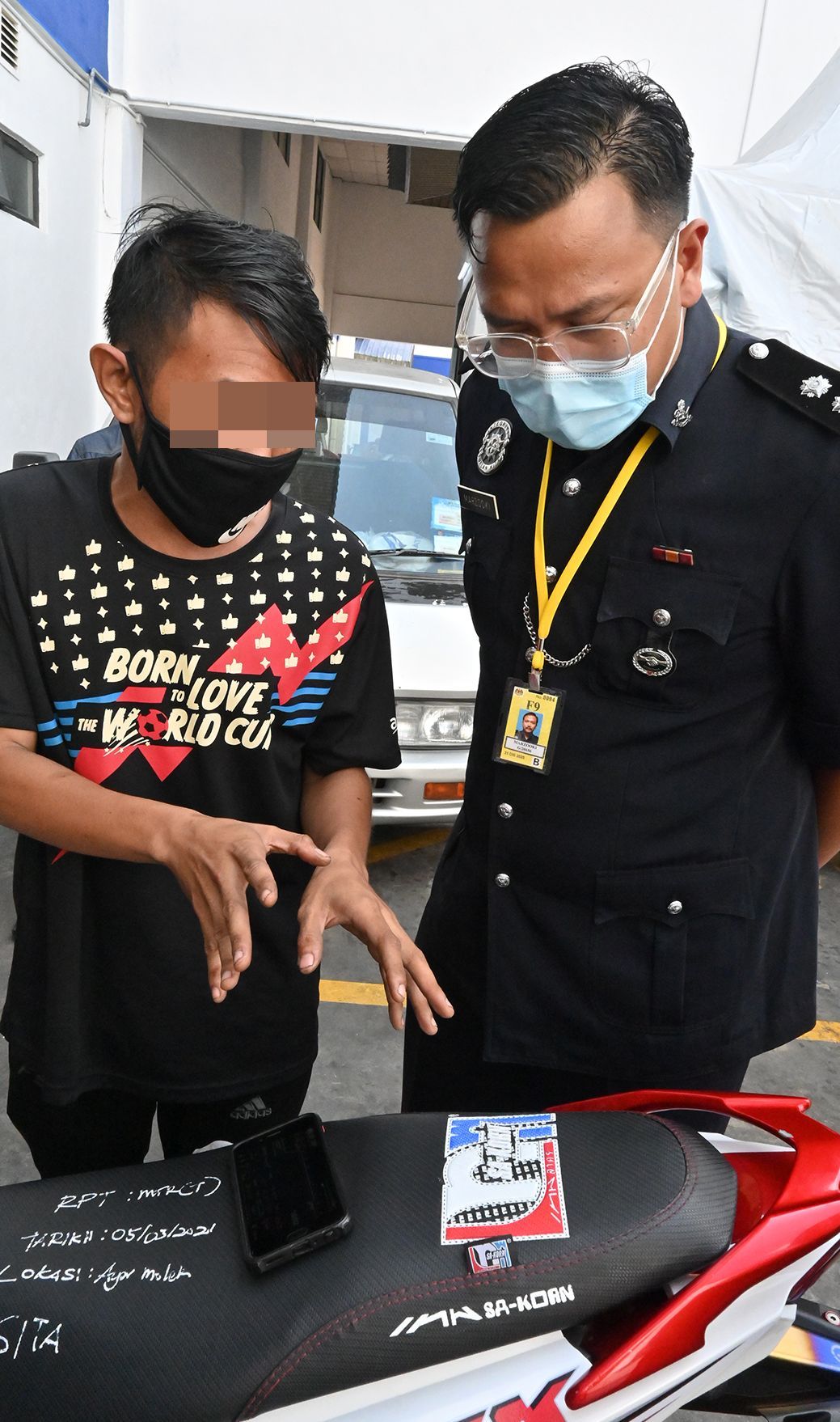 手机操控摩托发巨响 维修员接罚单