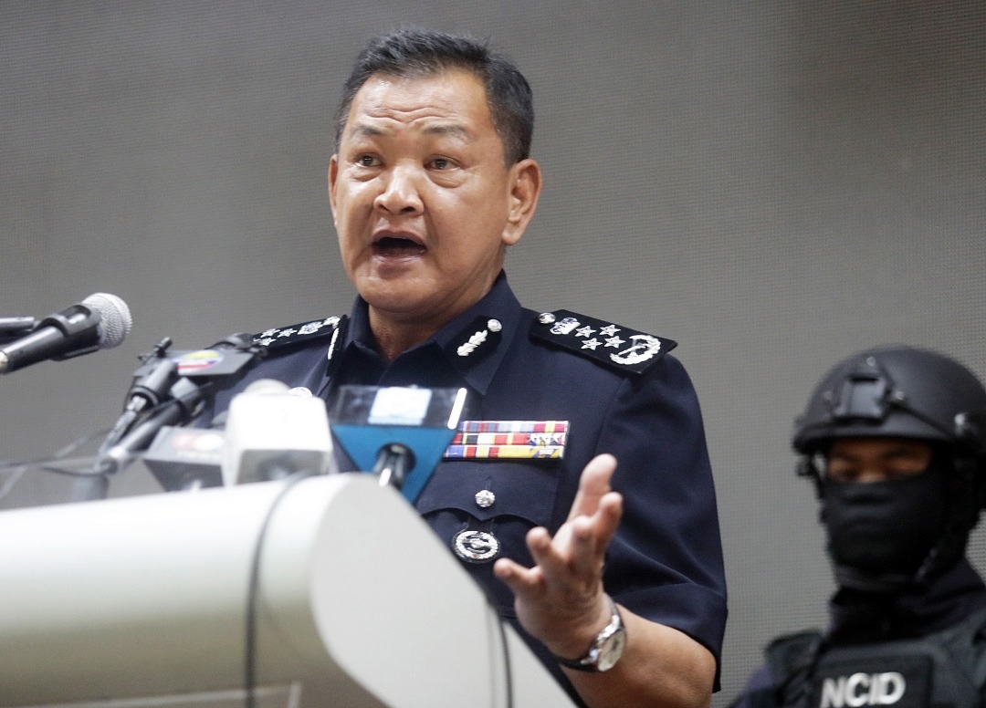 警总长:改革没压力 警察部队不被政治利用