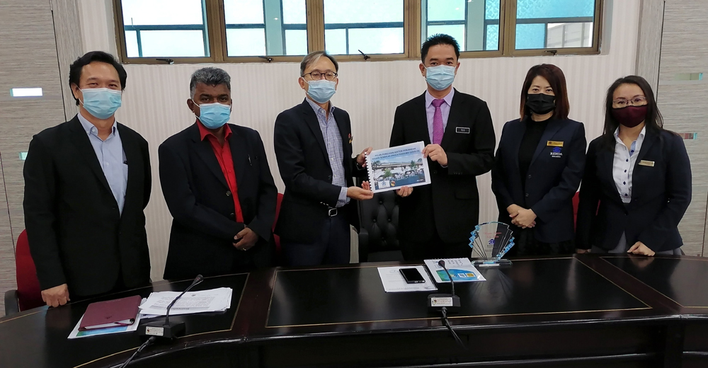 6月定夺 森探讨城市房屋取代单层排屋
