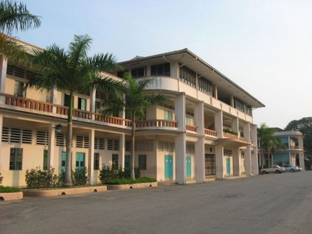 麻坡中化中学3学生确诊 暂停网课两天消毒