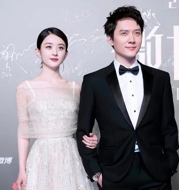 與馮紹峰家境懸殊 趙麗穎怎麼討好貴婦婆婆?