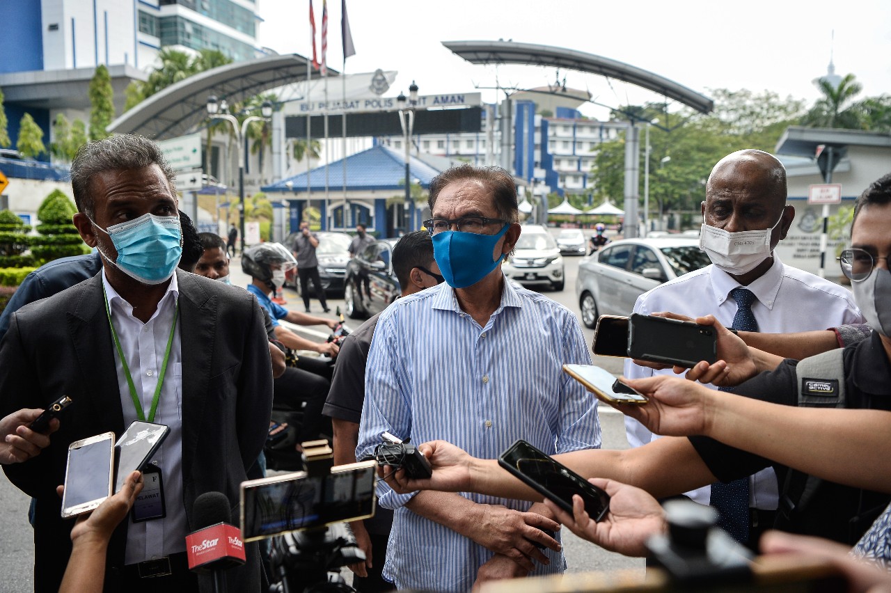 网传疑首相涉滥权录音 安华:警方尚未展开调查