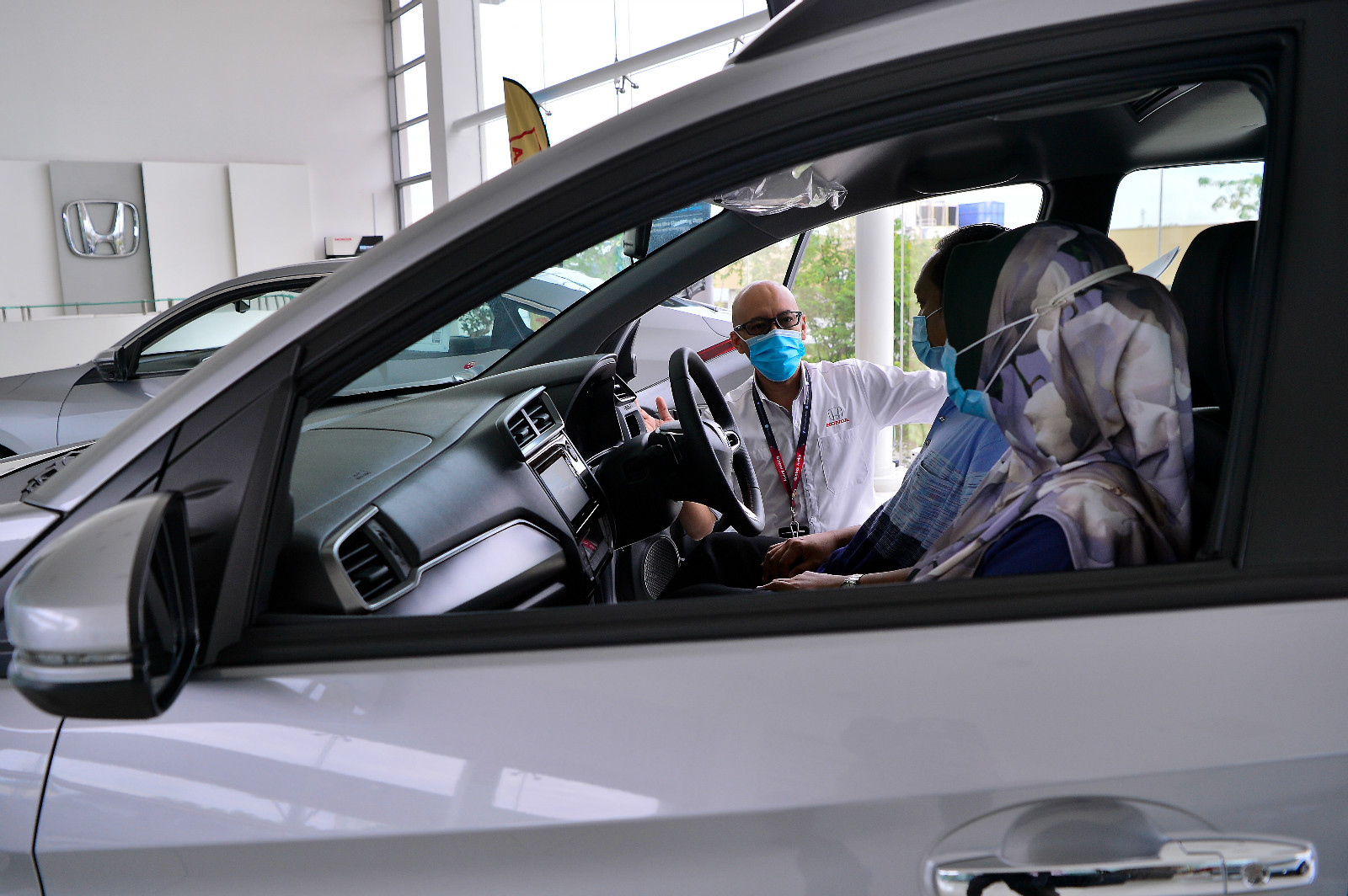 养车“难过”养老婆/规划财富