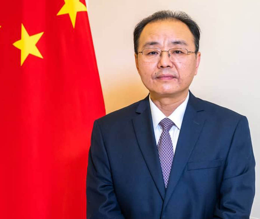坚持科学溯源 团结抗击疫情/欧阳玉靖