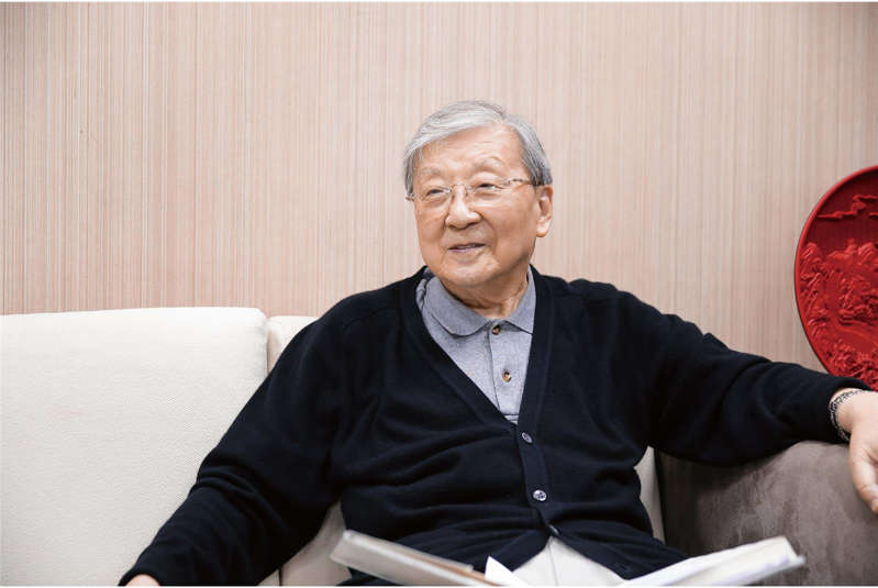 李行心肺衰竭病逝 众星悼念泣不成声