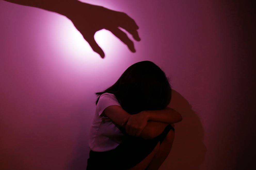 吉兰丹2少女报警 指遭父叔强奸