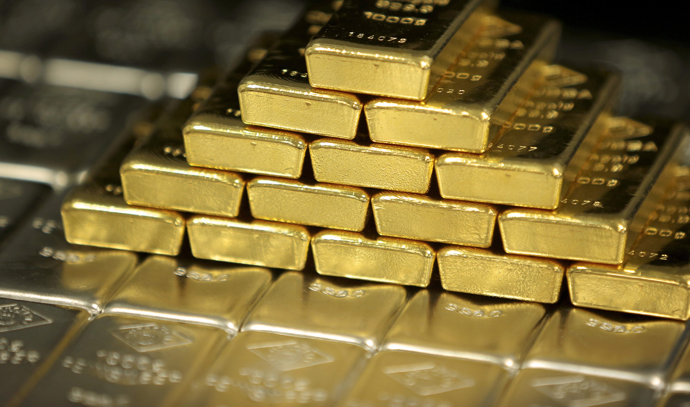 黄金 GOLD