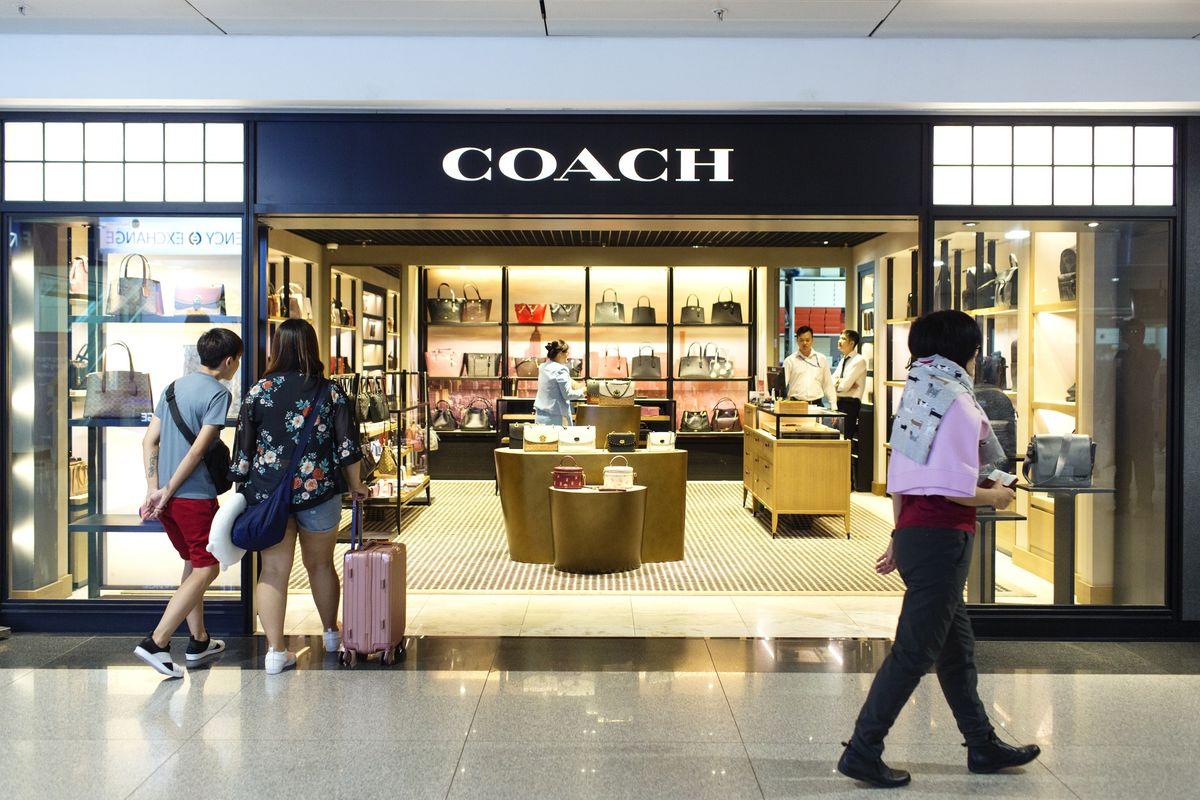 主打中产顾客 “共同富裕”带旺Coach