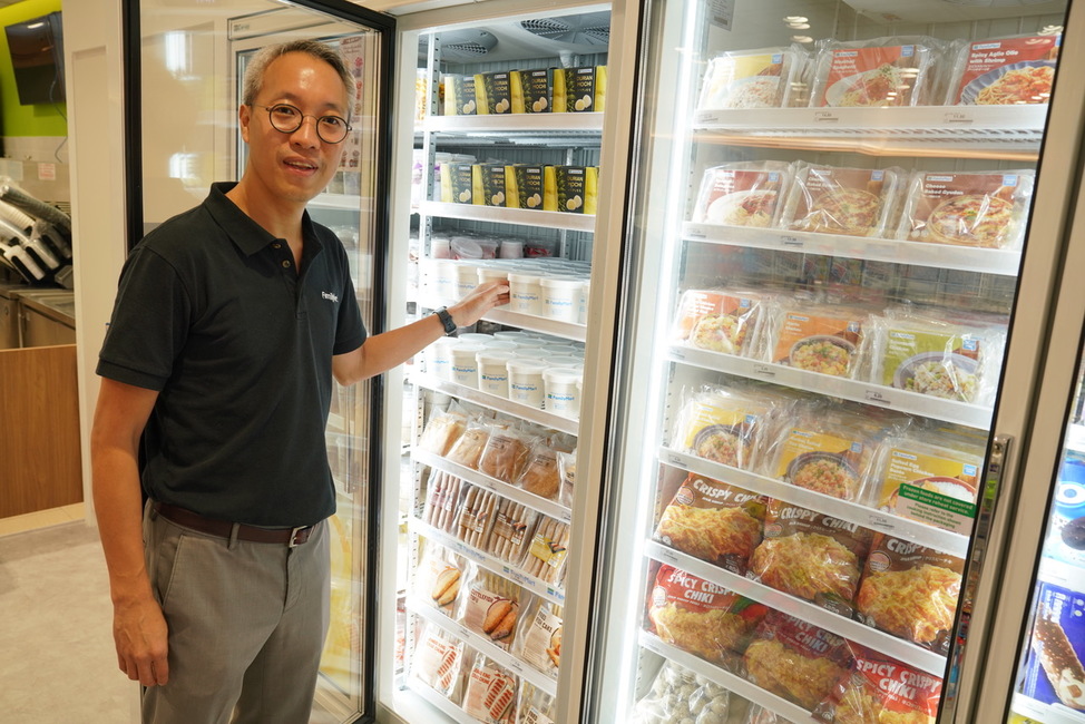 配合成立5周年 全家便利店换新装