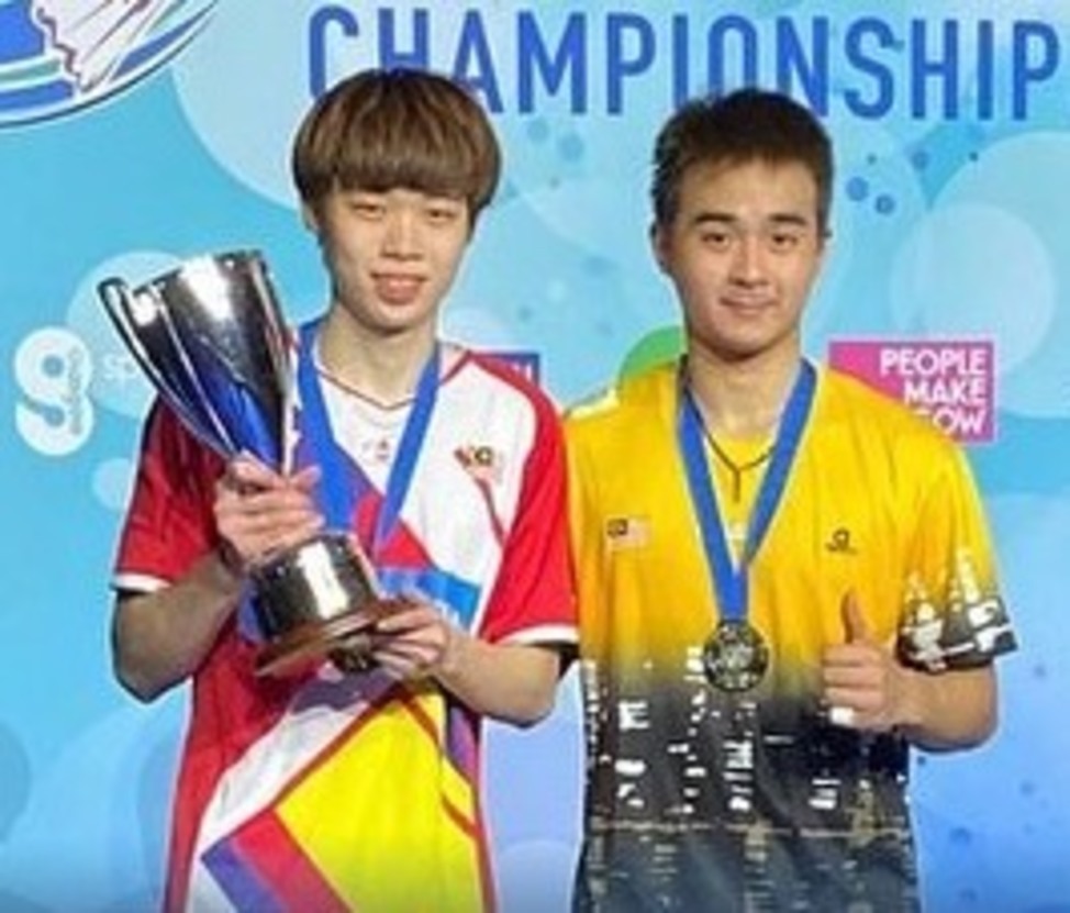 黄智勇(左) 宋俊伟
