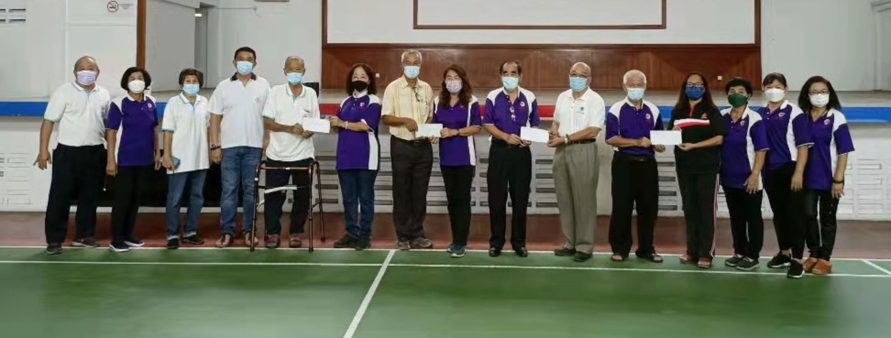 紫亨阁移交水灾援助金