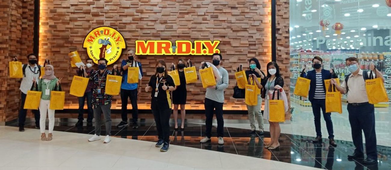 设于武吉加里尔柏威年广场 MR.D.I.Y.第800间分店新张