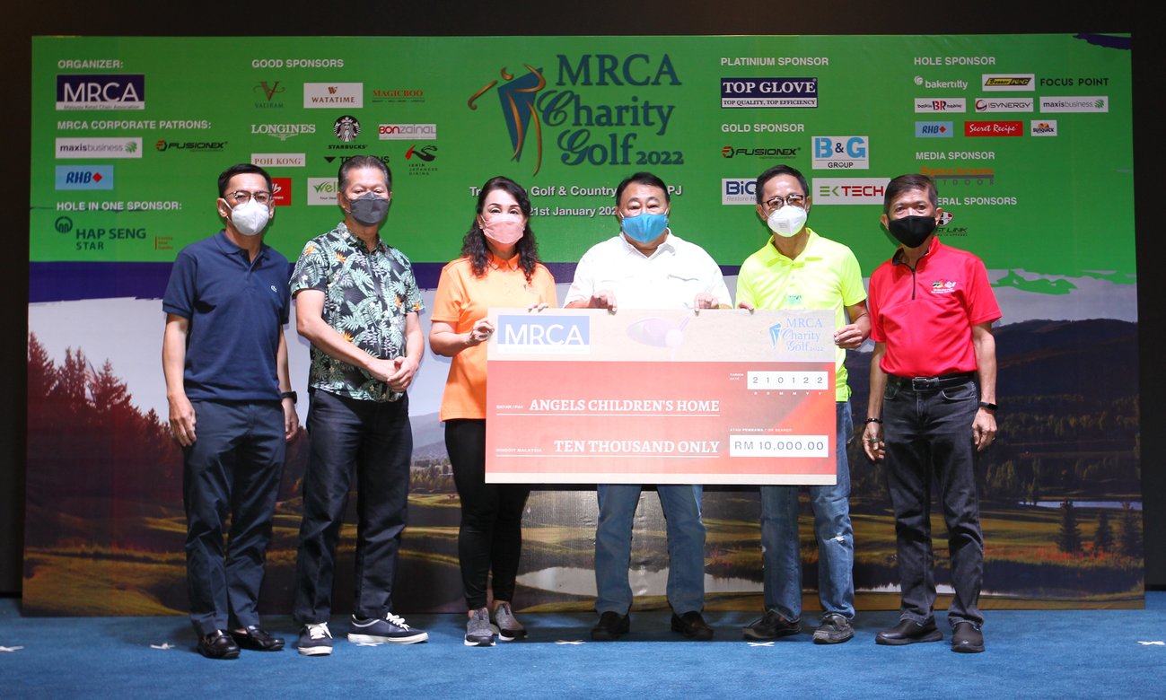 零售连锁协会高球赛 筹获5万捐5孤儿院