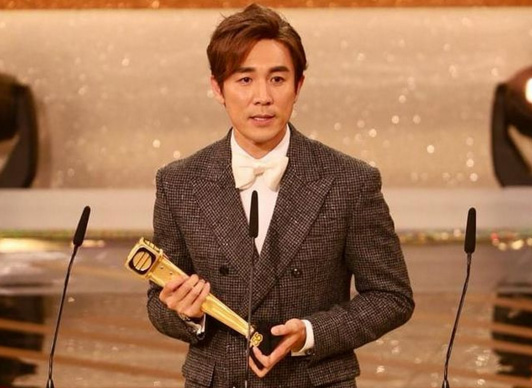 狄龙儿子谭俊彦在TVB拿下双料视帝。