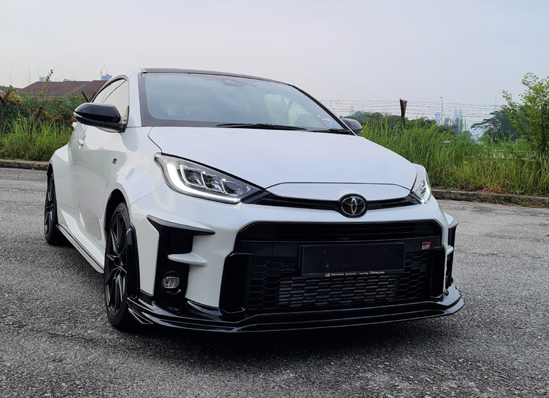 丰田GR Yaris三门跑车