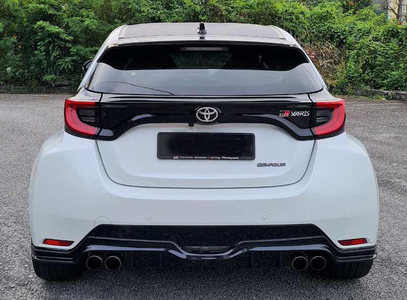 丰田GR Yaris三门跑车
