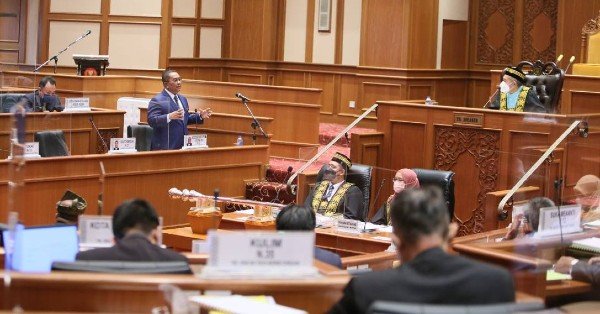 鼓励用电动车 装精明化路灯 交怡打造低碳城市