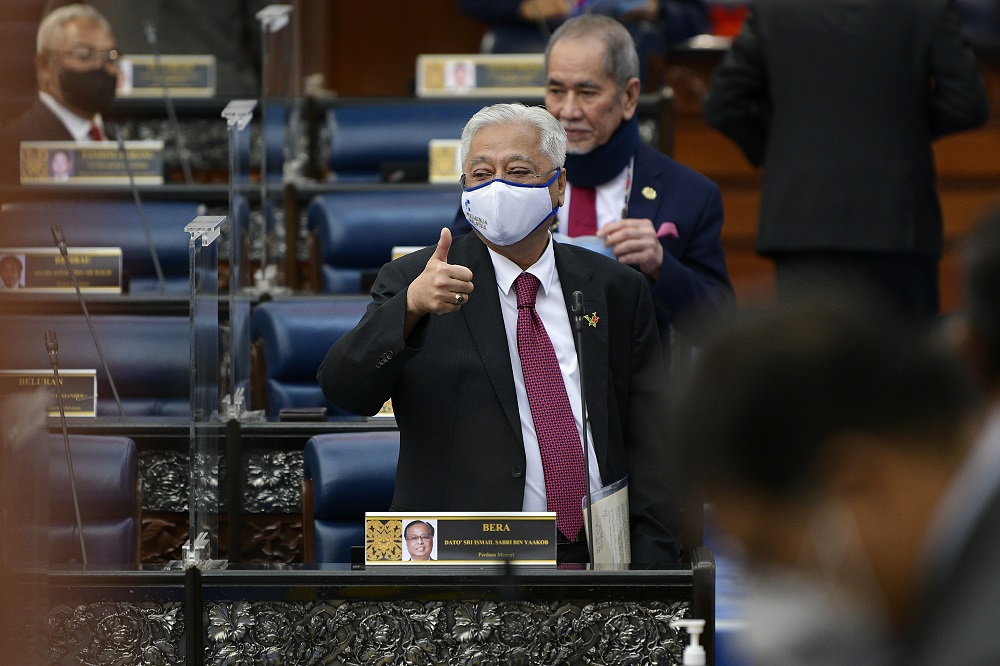 修宪法案得以提呈 首相:迈向健康政治