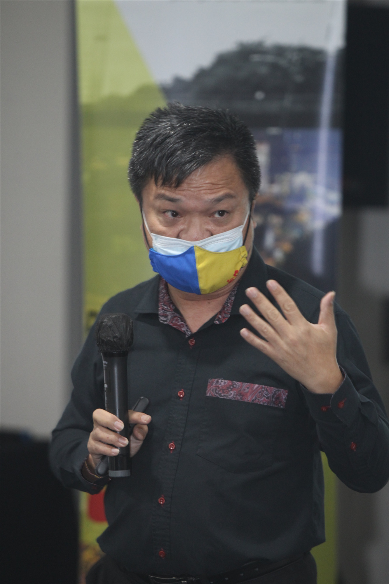 黄进发:反跳槽罢免法 应将权力交回选民