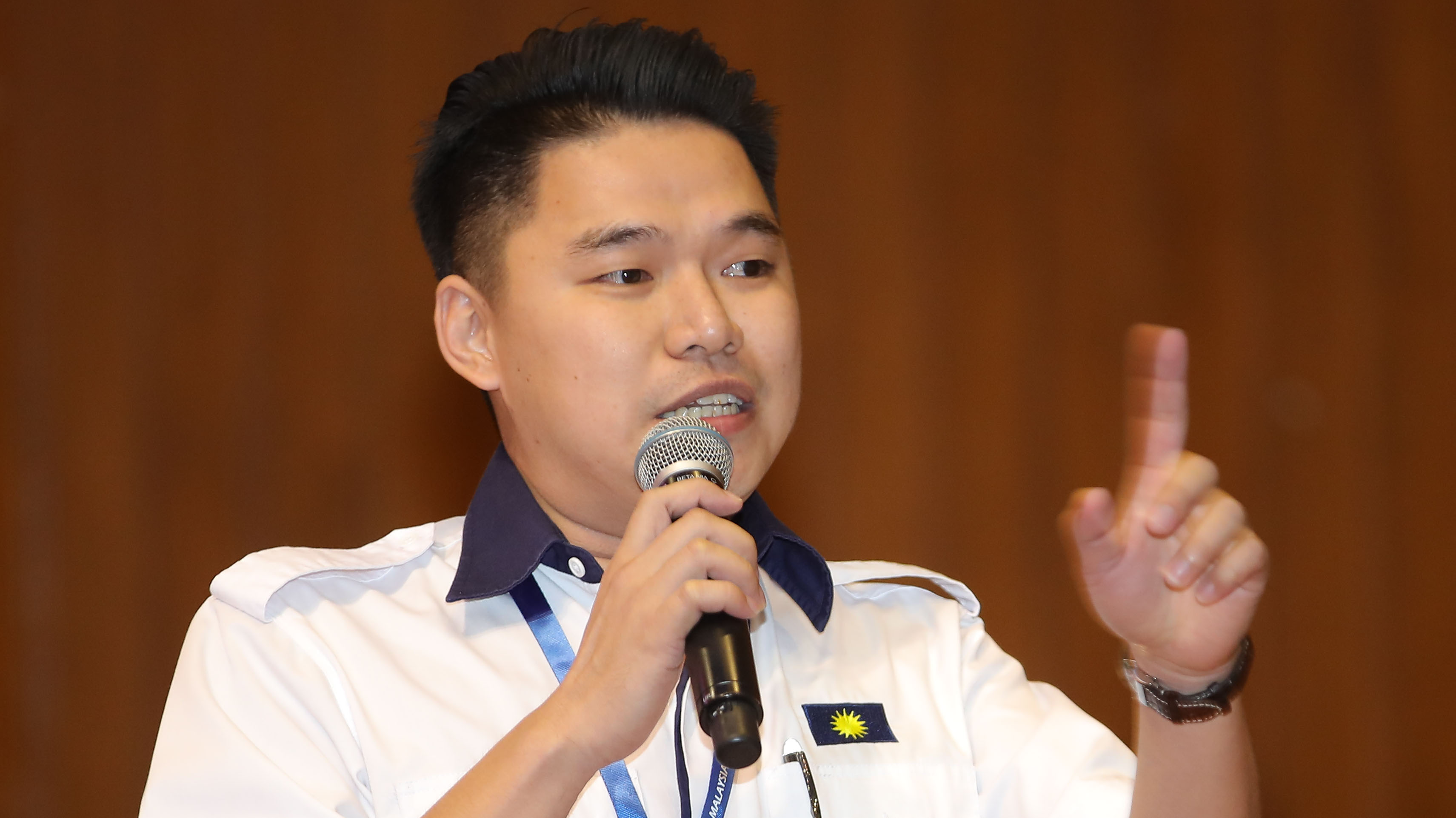 郑全行主张强制各源流学校用马来文 曾繁翀谴责挑事端
