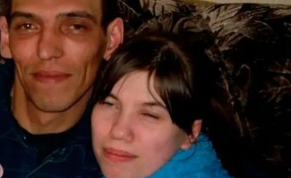 5岁开始“性实验” 爸妈强迫儿女4P