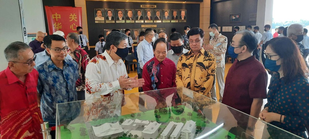 陈大锦盼中国 助留华生速返校上课