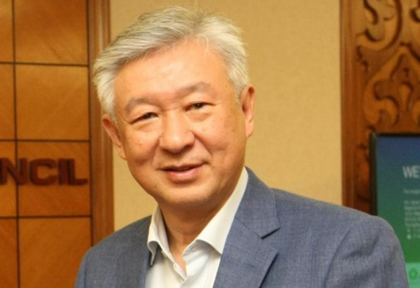丹斯里卢成全