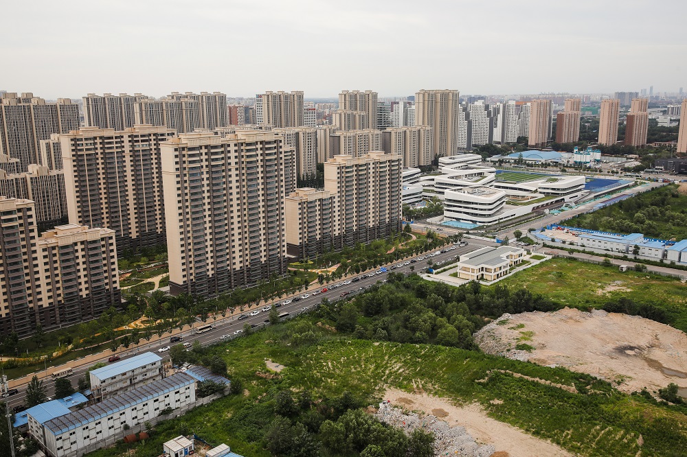 房企快倒光? 中国土地交易金额腰斩