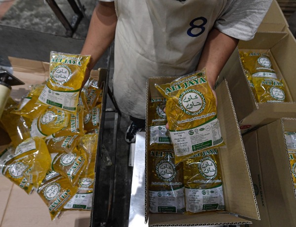傅芝雅:仅特定认证者可购买 T20不再享食油补贴