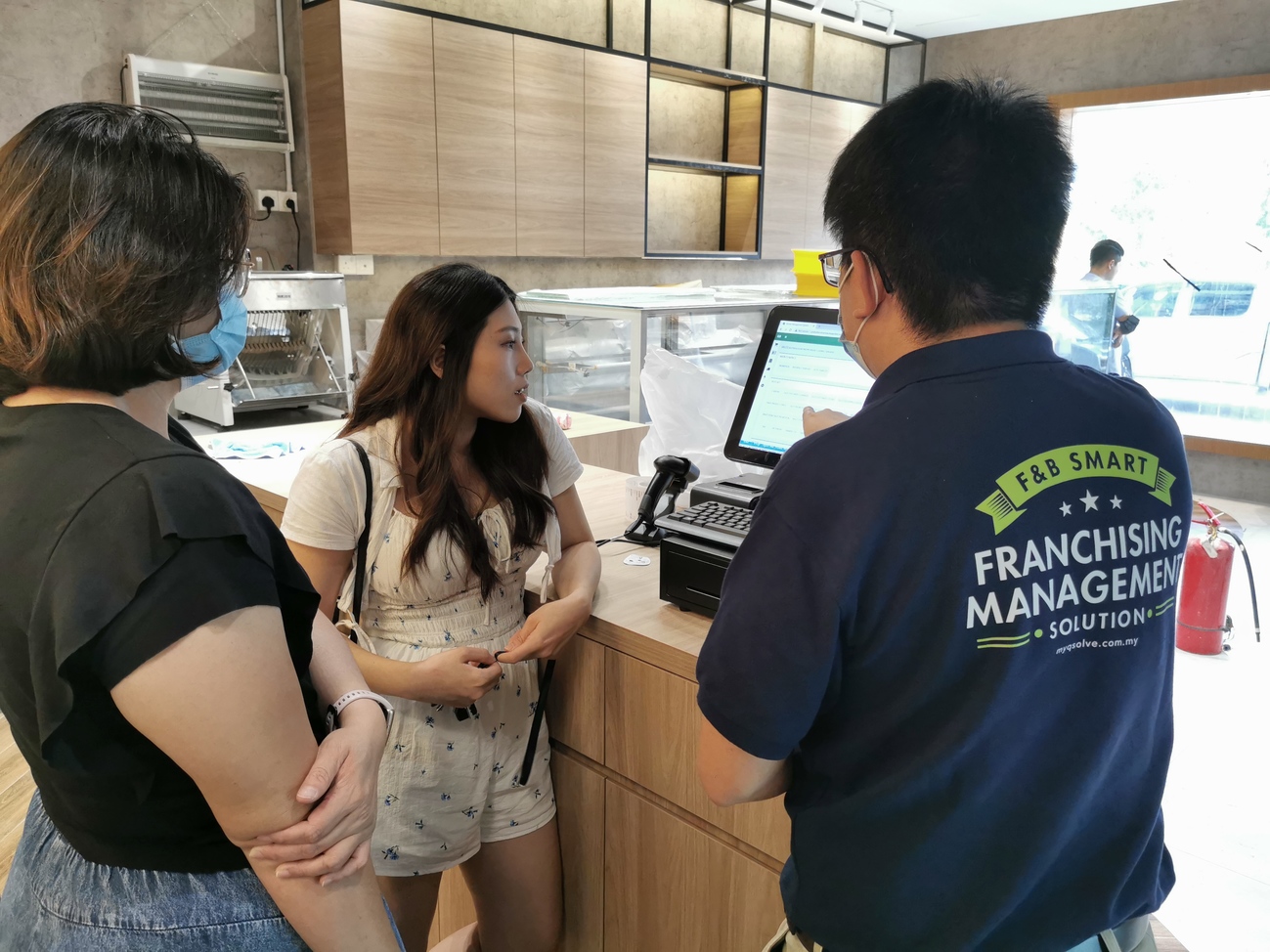 pos2u研發Qsolve 高效管理餐飲軟件