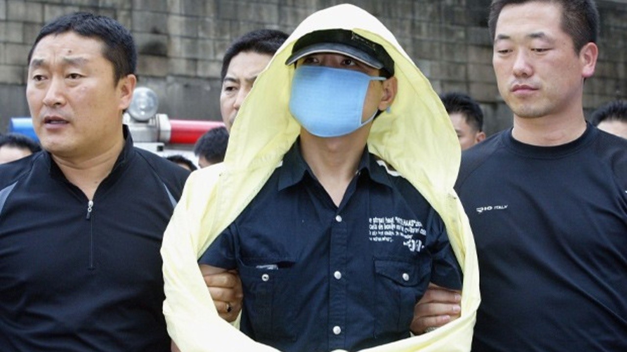 豪言話影, 鄭國豪, Netflix, 紀錄片, 追擊者韓國雨衣殺手：全面追緝柳永哲, The Raincoat Killer: Chasing a Predator in Korea, 連壞殺人案, 連環殺手, 柳永哲, 河正宇, 金允石, 雨衣殺手, 