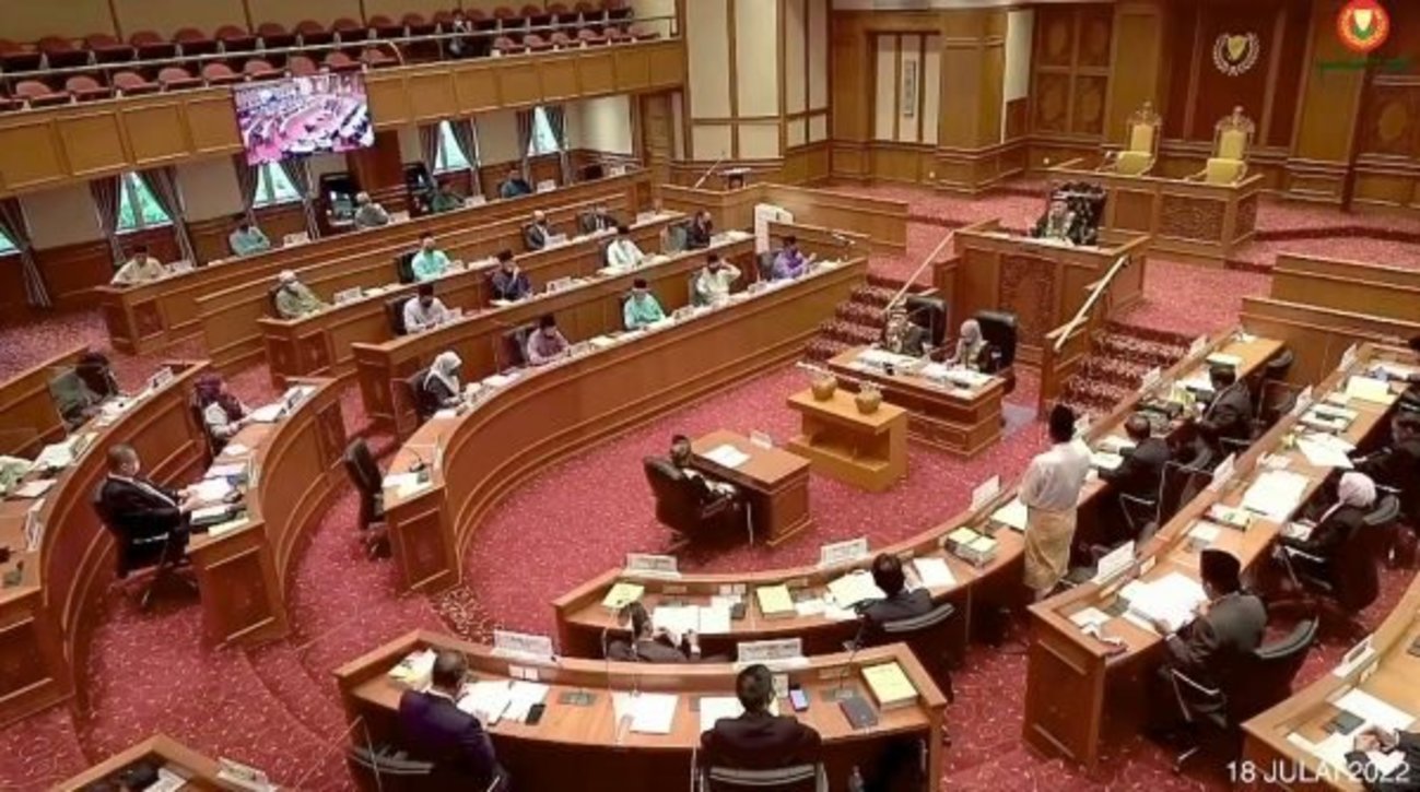 吉打4议员缺席州议会 杨庆传确诊冠病