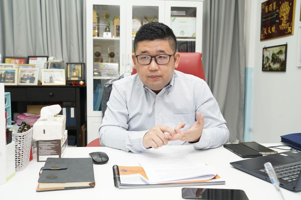 帝国教育集团 李英华