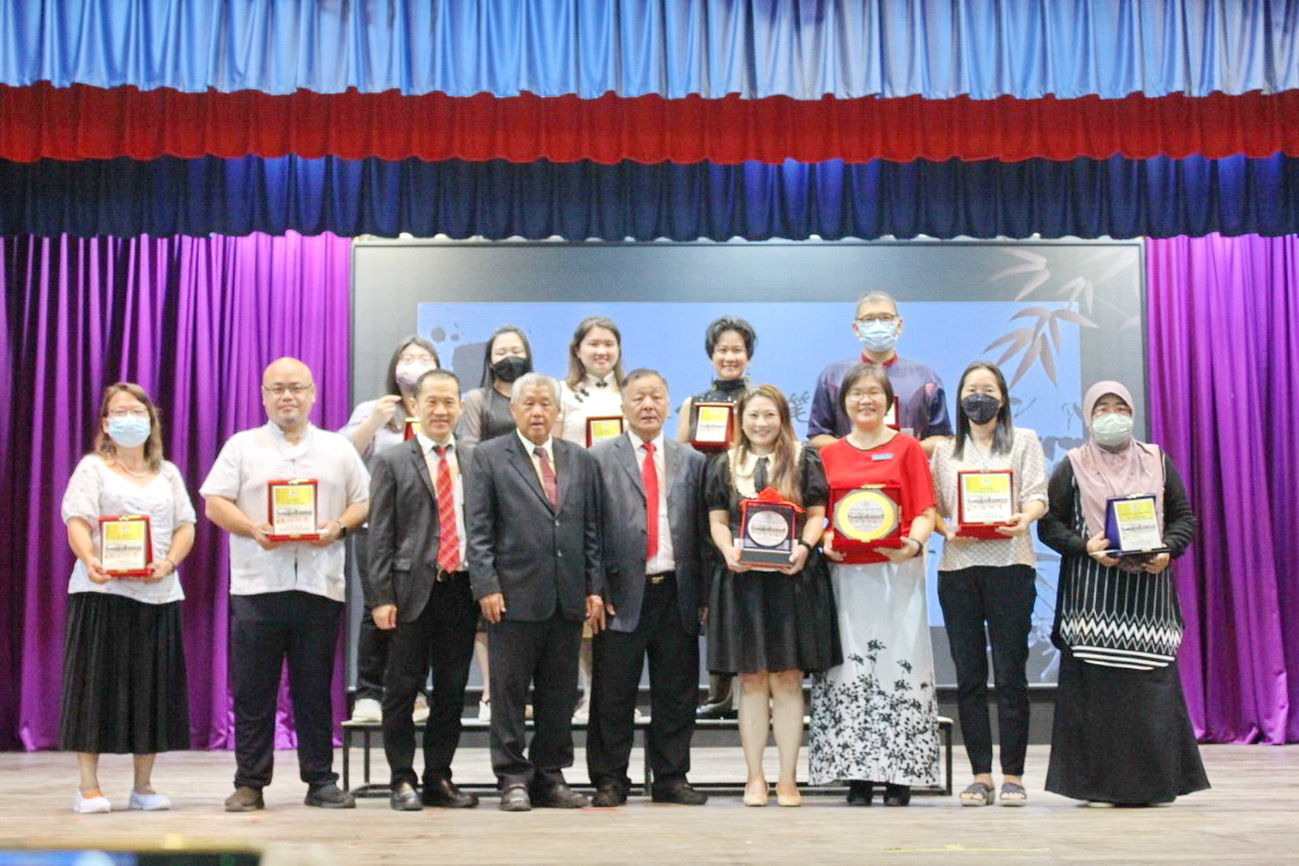李家发 陈苏潮 辜金强