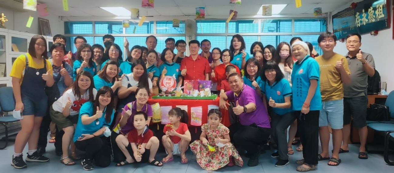 陈祈福:促进宗亲情谊 办中秋晚会推广文化